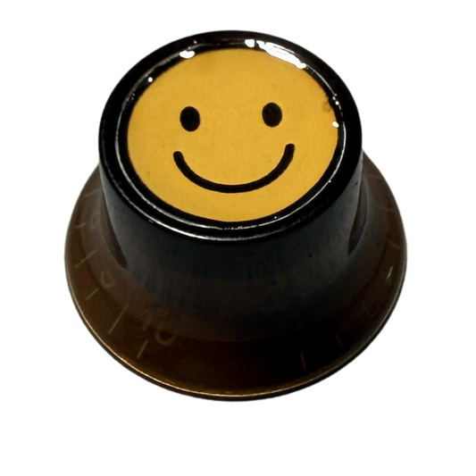 Custom Strums™ Smiley Face Top Hat-Style Knob (Single)